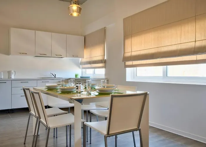 Harbour Gem Sea View 5 By Vallettastay La Valletta