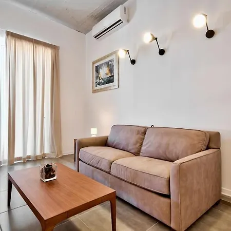 Vallettastay - Harbor View Gem -sea View 2 Bed Apartment