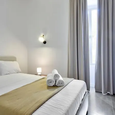 Vallettastay - Harbor View Gem -sea View 2 Bed * Valletta