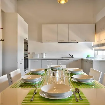 Vallettastay - Harbor View Gem -sea View 2 Bed