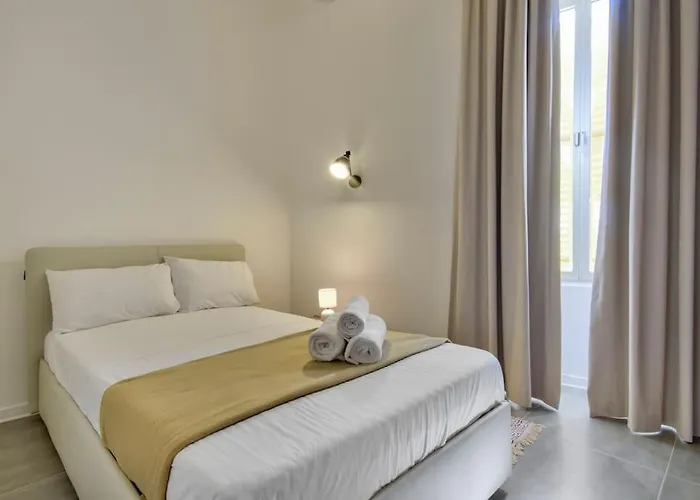 Harbour Gem Sea View 5 By Vallettastay Apartment Valletta